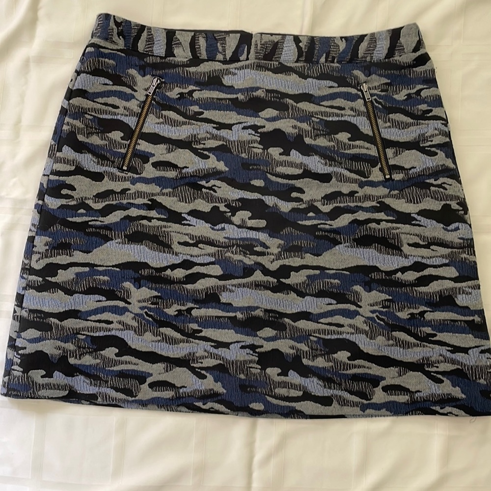 Halogen blue camouflage lined skirt